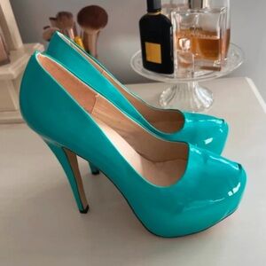 Elegant Teal High Heels